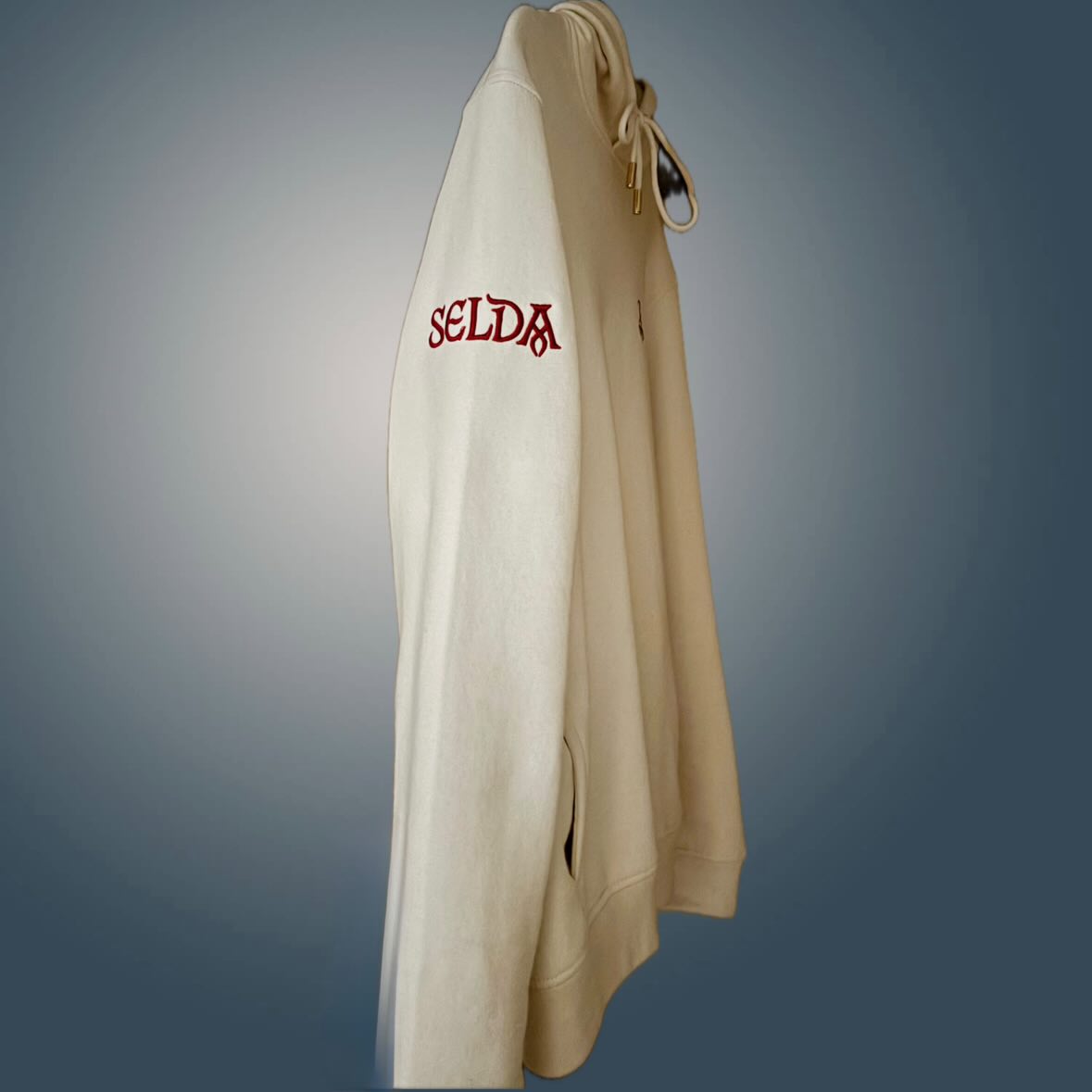 pull à capuche"SELDA"